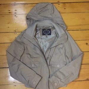 Fashionable Jacket with zipper/buttons/hoody
